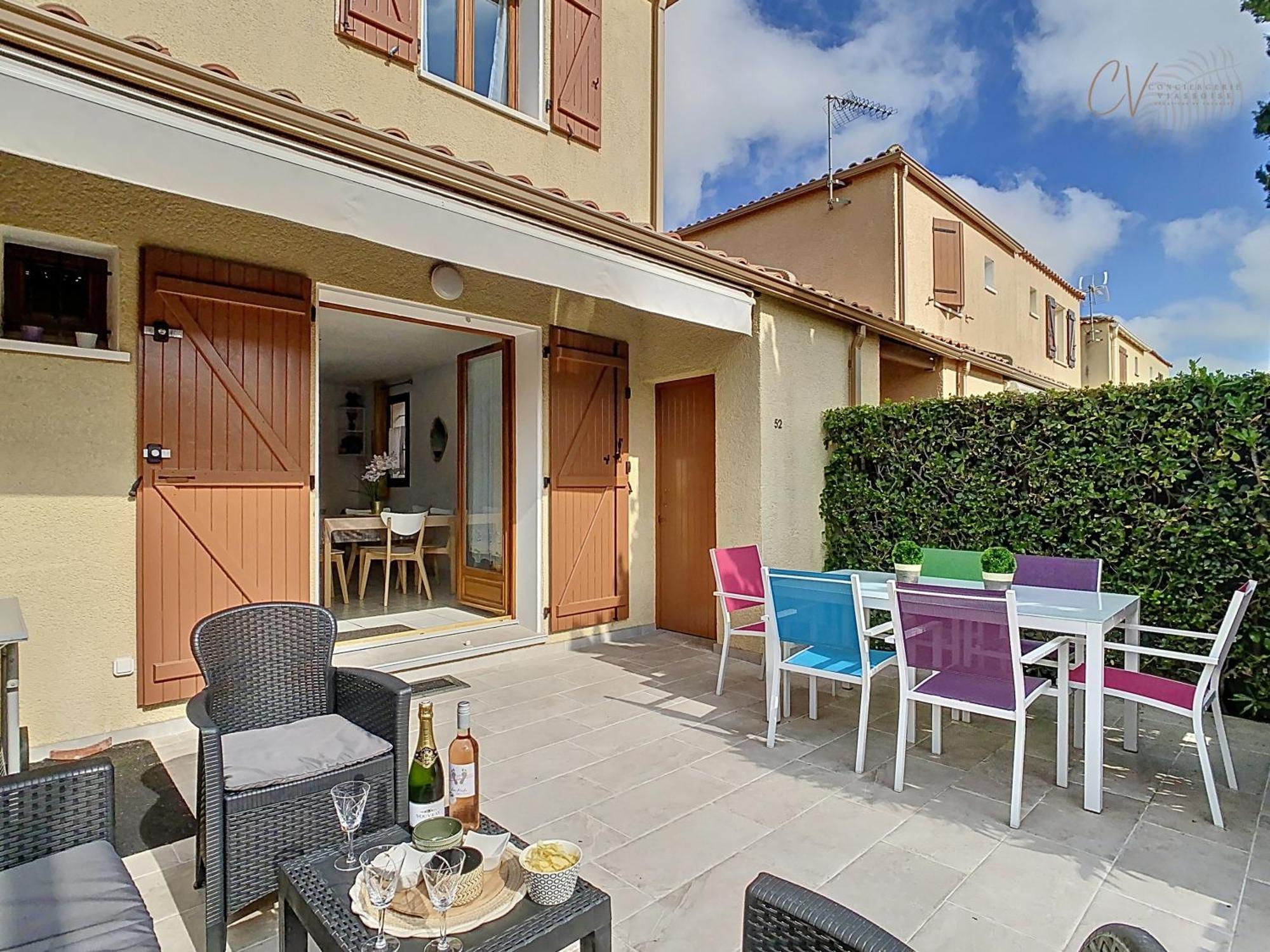 Petit Coin De Paradis Dans Residence Avec Piscine Vias Exterior foto