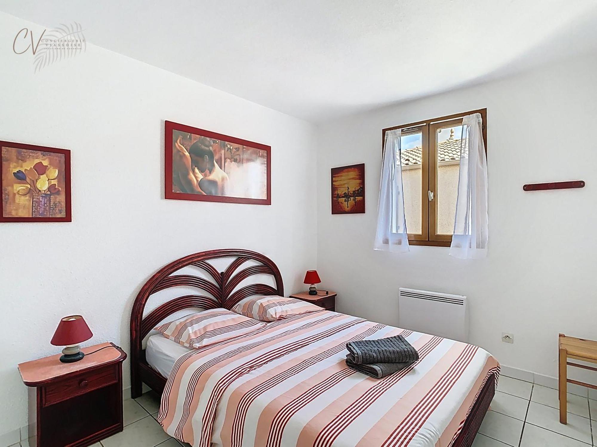 Petit Coin De Paradis Dans Residence Avec Piscine Vias Exterior foto